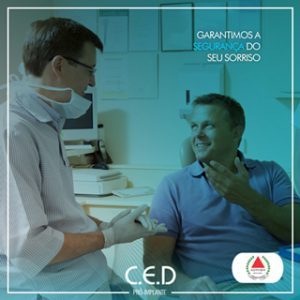 ConvA?nios firmado entre CED pro implante e AOPMBM ConvA?nios CED pro implante e AOPMBM